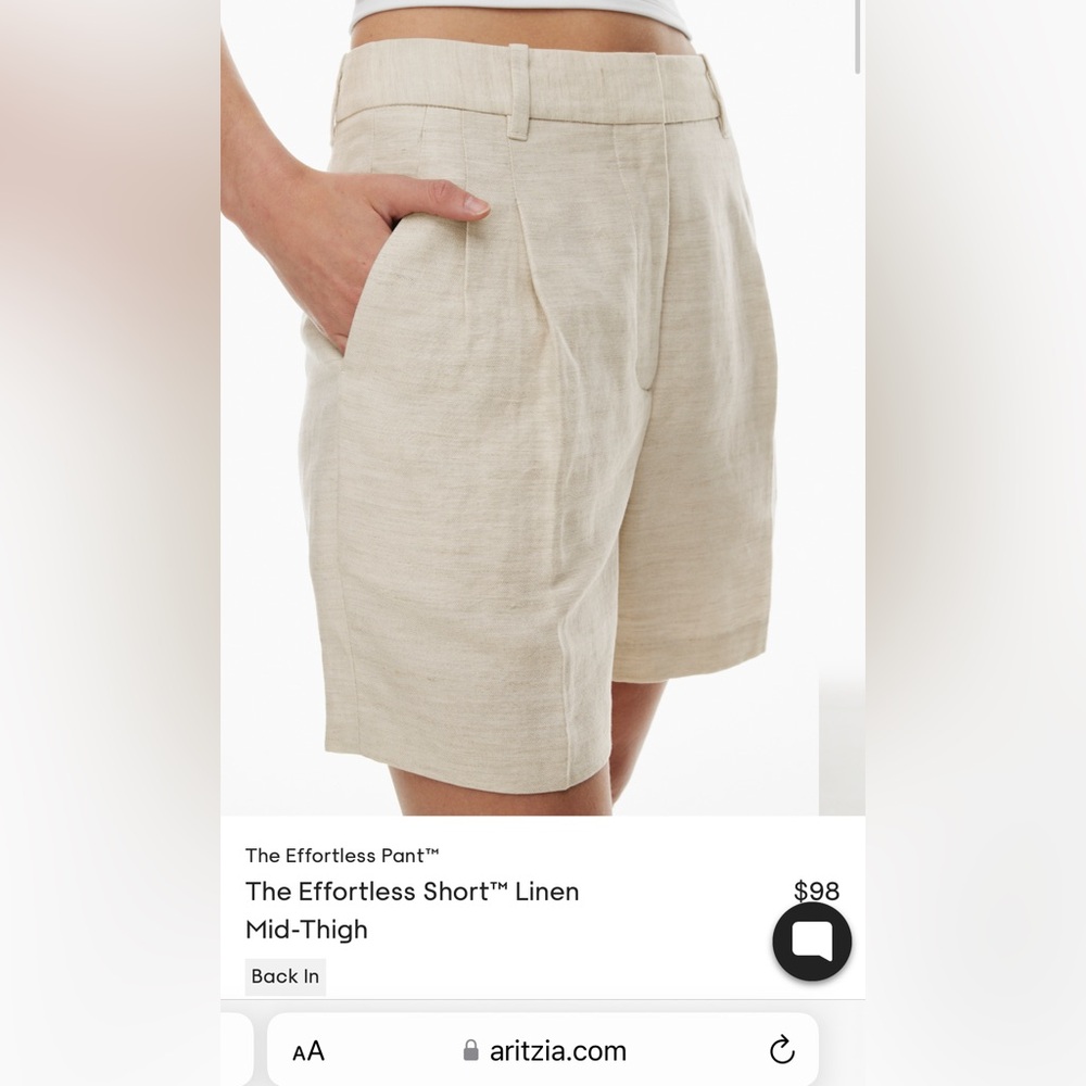 Excellent Condition: Aritzia - Size 4 - Effortless Shorts - Mid-length